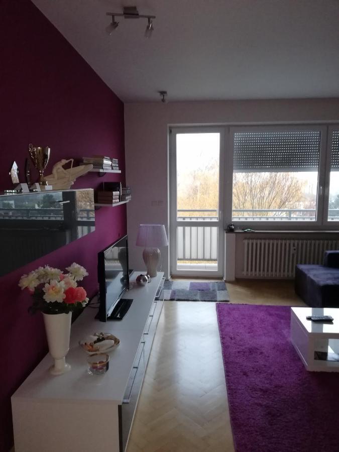 Apartament Plne Vybaveny Apartman Polni 1299 Kojetín Zewnętrze zdjęcie